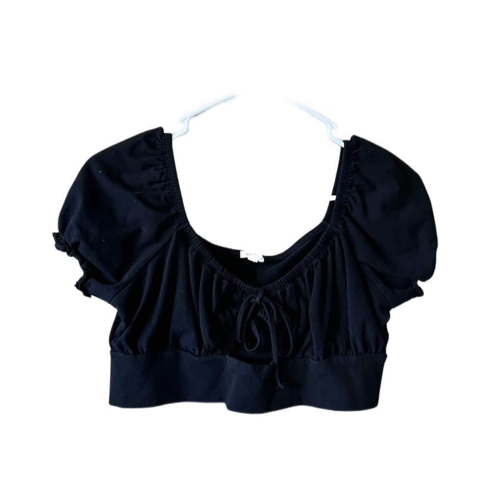 GARAGE | Black crop top